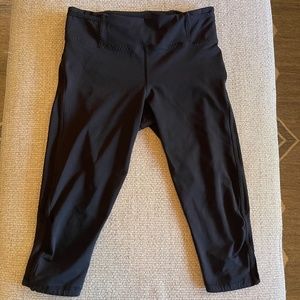 Lululemon Real Quick Crop - Black
